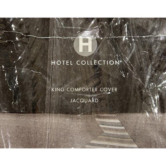 Hotel Collection Gridwork King‎ Duvet Comforter Cover ($340) - Picture 4 of 5